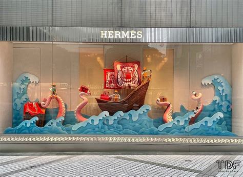 hermes affiche|Hermès Window Displays: A Visual Showcase of Luxury and .